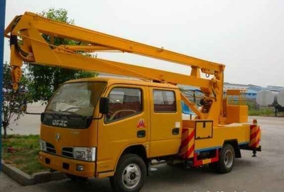 小型高空作業(yè)車的得力之選 12米高空作業(yè)車的全面解析與應(yīng)用